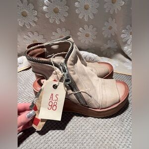 A.S.98 Naylor Women's Cream Leather Ankle sandal